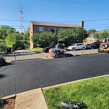 Commercial-asphalt-apartment-parking-lot-paving-in-Arlington-VA 4